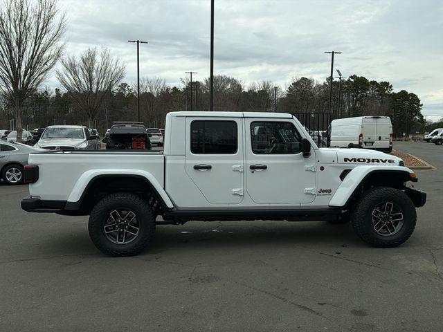 new 2026 Jeep Gladiator car, priced at $52,215