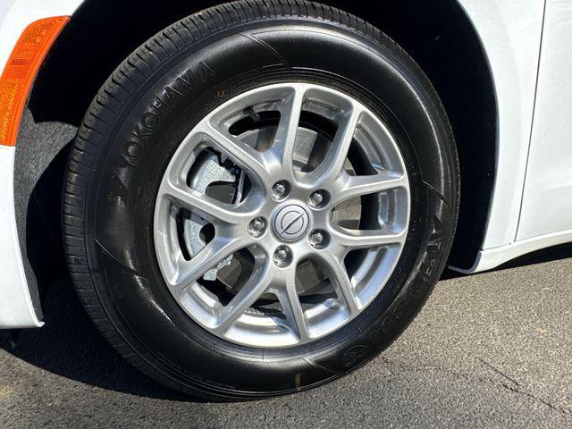 new 2026 Chrysler Pacifica car, priced at $40,395