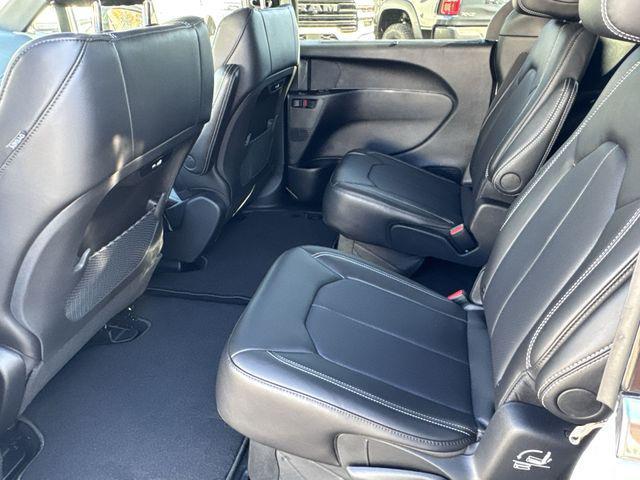 new 2026 Chrysler Pacifica car, priced at $40,395