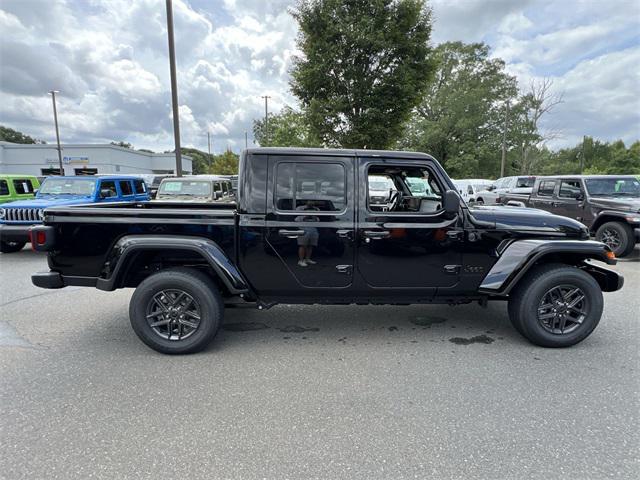 new 2025 Jeep Gladiator car, priced at $39,483