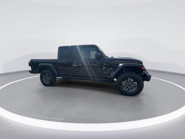 new 2026 Jeep Gladiator car, priced at $53,505