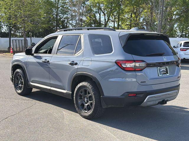 used 2025 Honda Pilot car, priced at $44,849