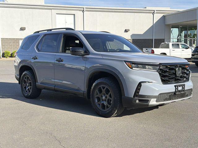 used 2025 Honda Pilot car, priced at $44,849