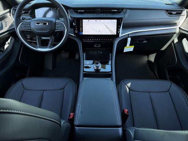 new 2026 Jeep Grand Cherokee car, priced at $49,725