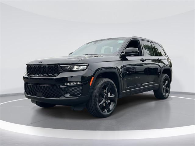new 2025 Jeep Grand Cherokee car, priced at $42,485