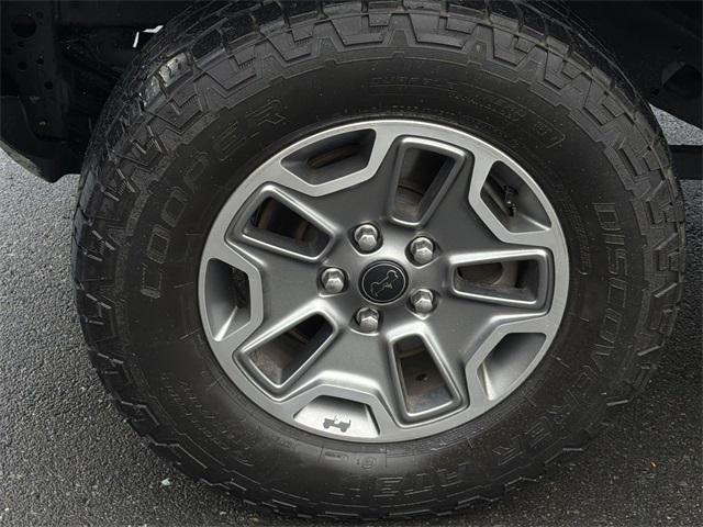 used 2024 Jeep Gladiator car, priced at $34,499