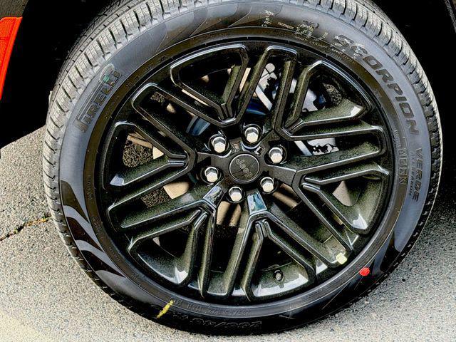 new 2026 Jeep Grand Wagoneer L car, priced at $80,216