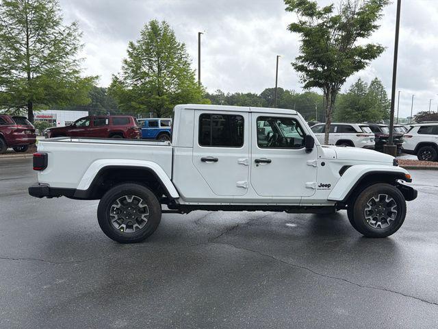 new 2026 Jeep Gladiator car, priced at $47,494