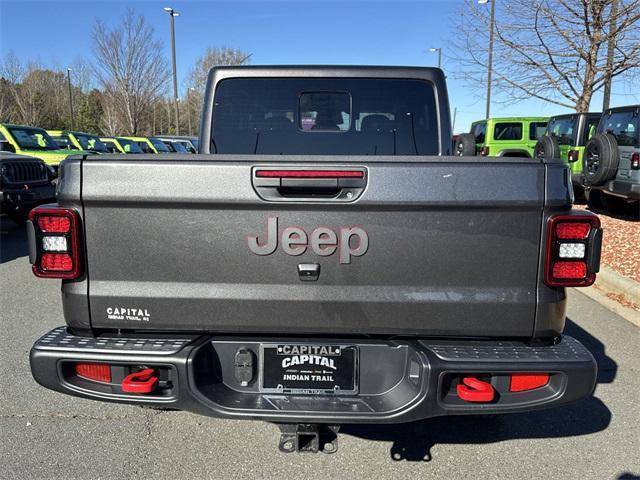 new 2026 Jeep Gladiator car, priced at $52,770