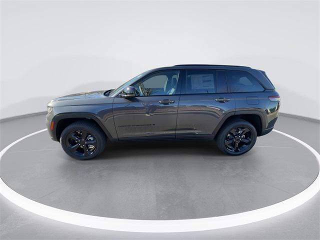 new 2025 Jeep Grand Cherokee car, priced at $44,710