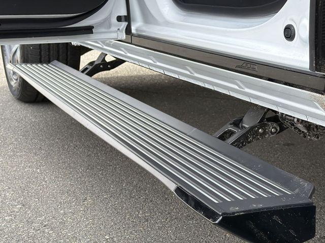 new 2026 Jeep Grand Wagoneer car, priced at $71,955
