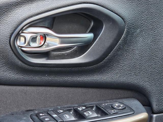 used 2017 Jeep Cherokee car, priced at $9,997