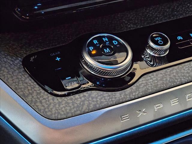new 2025 Ford Expedition car, priced at $79,353