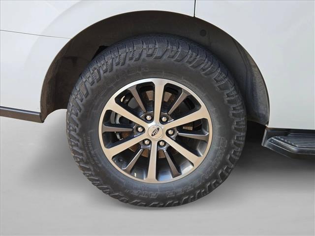 used 2021 Ford Expedition car, priced at $28,990