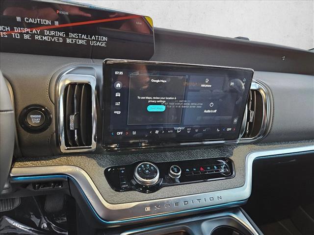 new 2025 Ford Expedition car, priced at $79,217