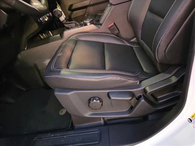 new 2025 Ford Bronco car, priced at $42,432