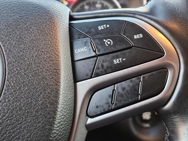 used 2020 Jeep Cherokee car, priced at $17,995