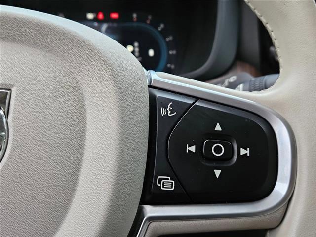 used 2022 Volvo XC60 car, priced at $27,260