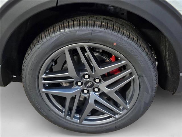 new 2025 Ford Explorer car, priced at $48,779