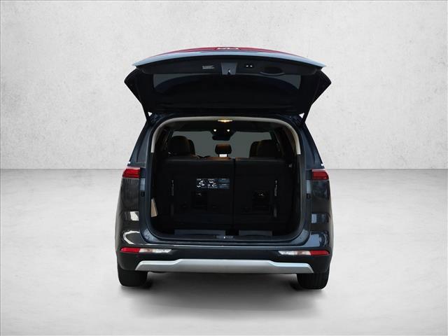 used 2024 Kia Carnival car, priced at $33,705