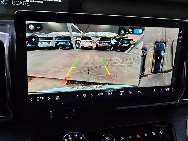 new 2025 Ford Expedition car, priced at $76,689