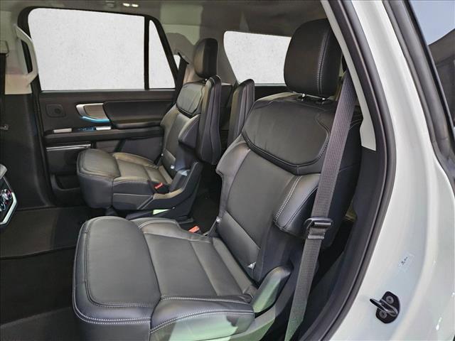 new 2025 Ford Expedition car, priced at $76,689