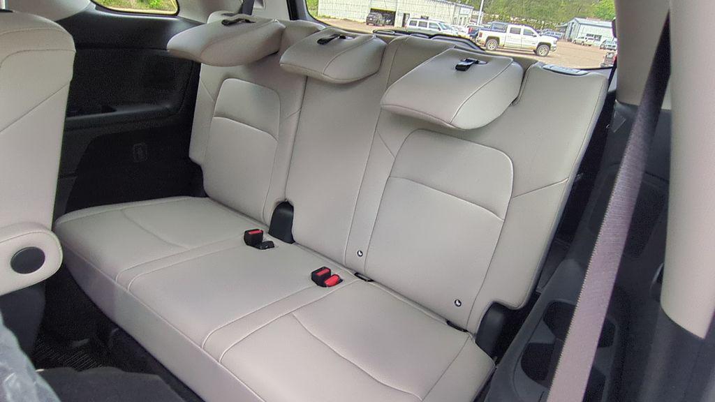 new 2026 Nissan Pathfinder car, priced at $45,301