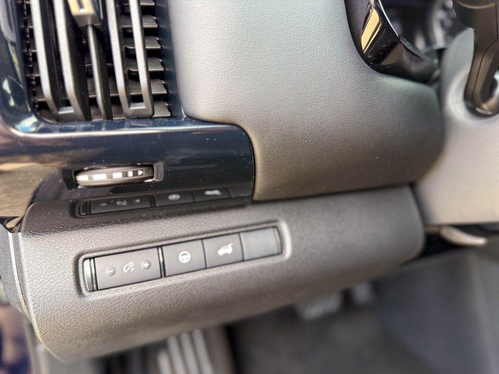 new 2026 Nissan Pathfinder car, priced at $38,899