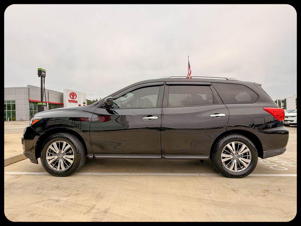 used 2020 Nissan Pathfinder car, priced at $10,888