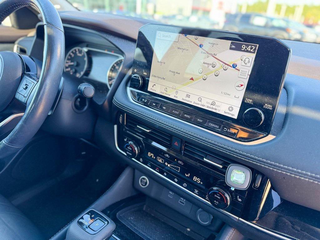 used 2023 Nissan Rogue car, priced at $28,122