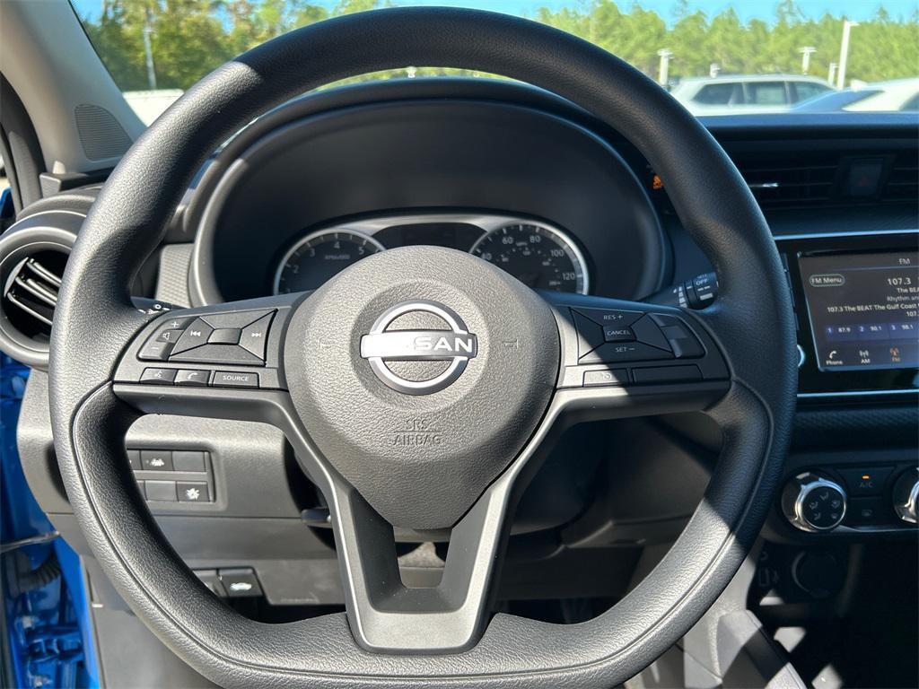new 2025 Nissan Kicks car, priced at $22,899