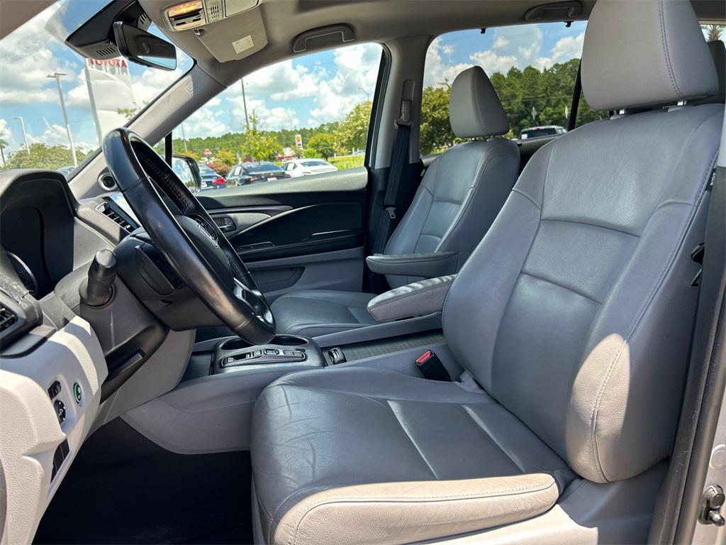 used 2021 Honda Pilot car, priced at $21,619