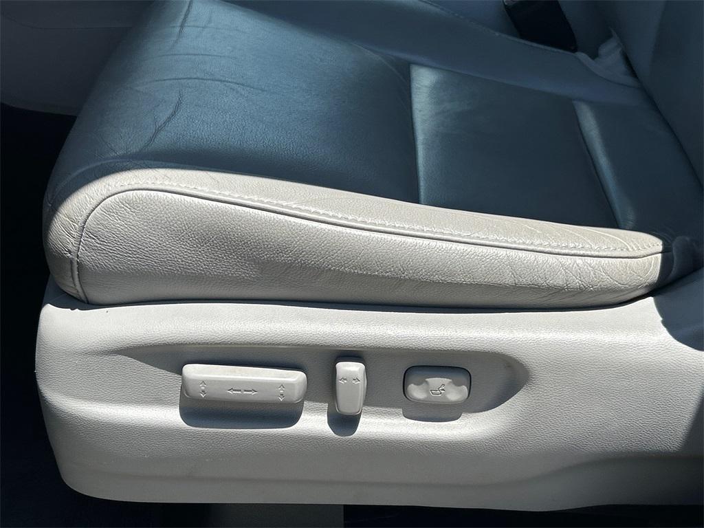 used 2021 Honda Pilot car, priced at $21,619