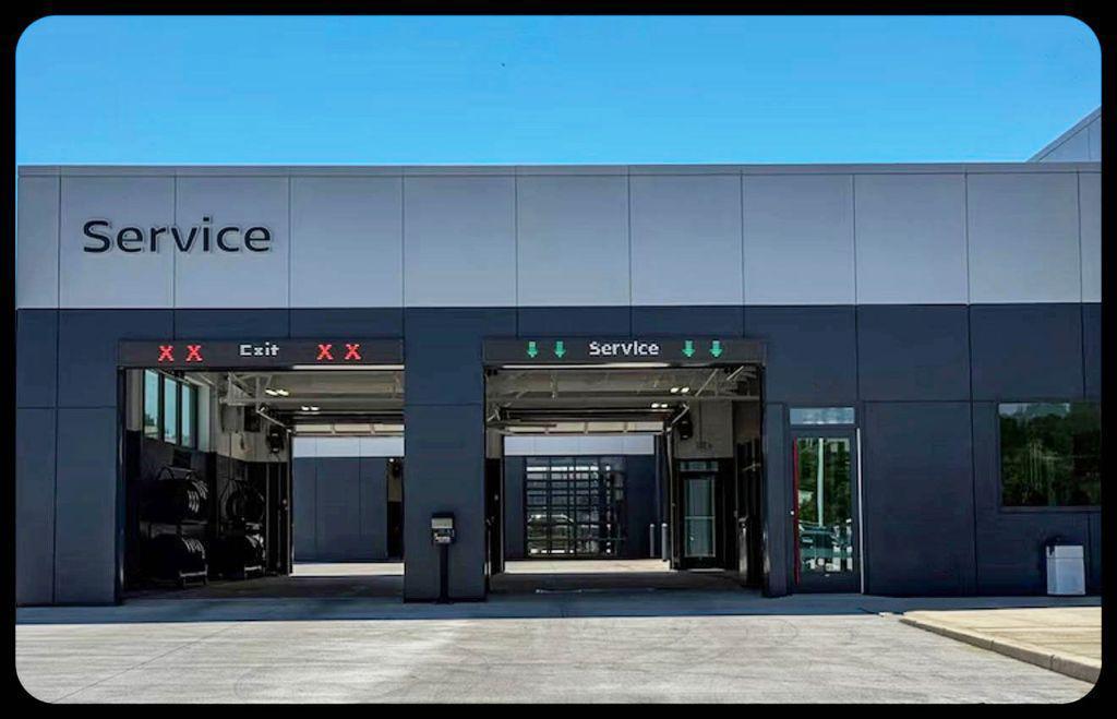 used 2022 Buick Envision car, priced at $23,999