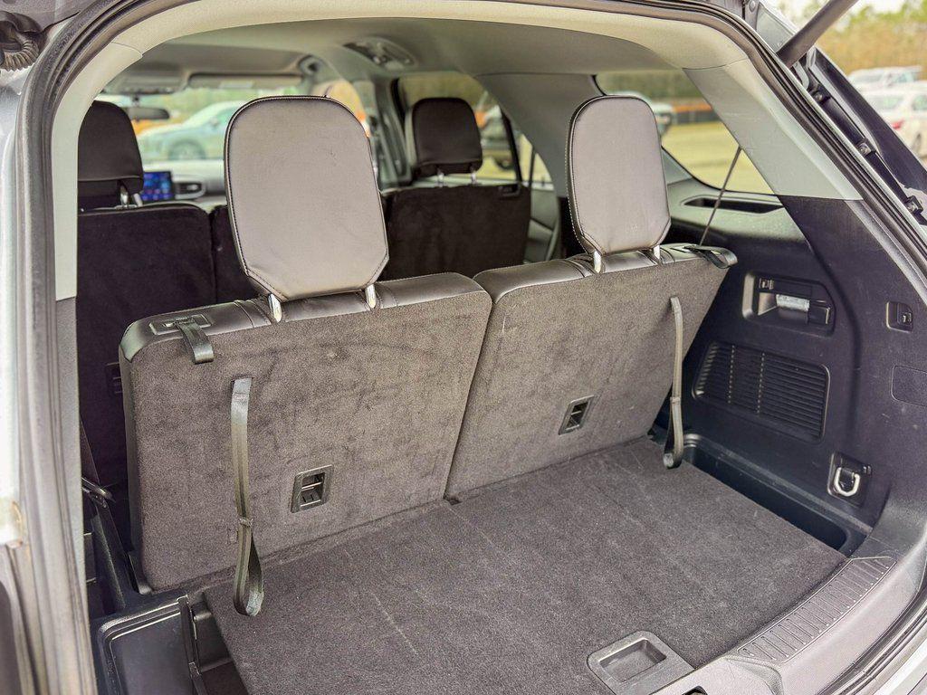 used 2024 Ford Explorer car, priced at $29,489