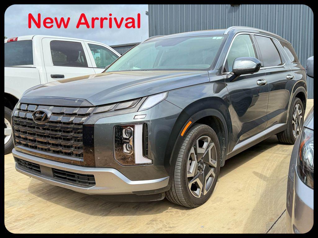 used 2023 Hyundai Palisade car, priced at $32,897