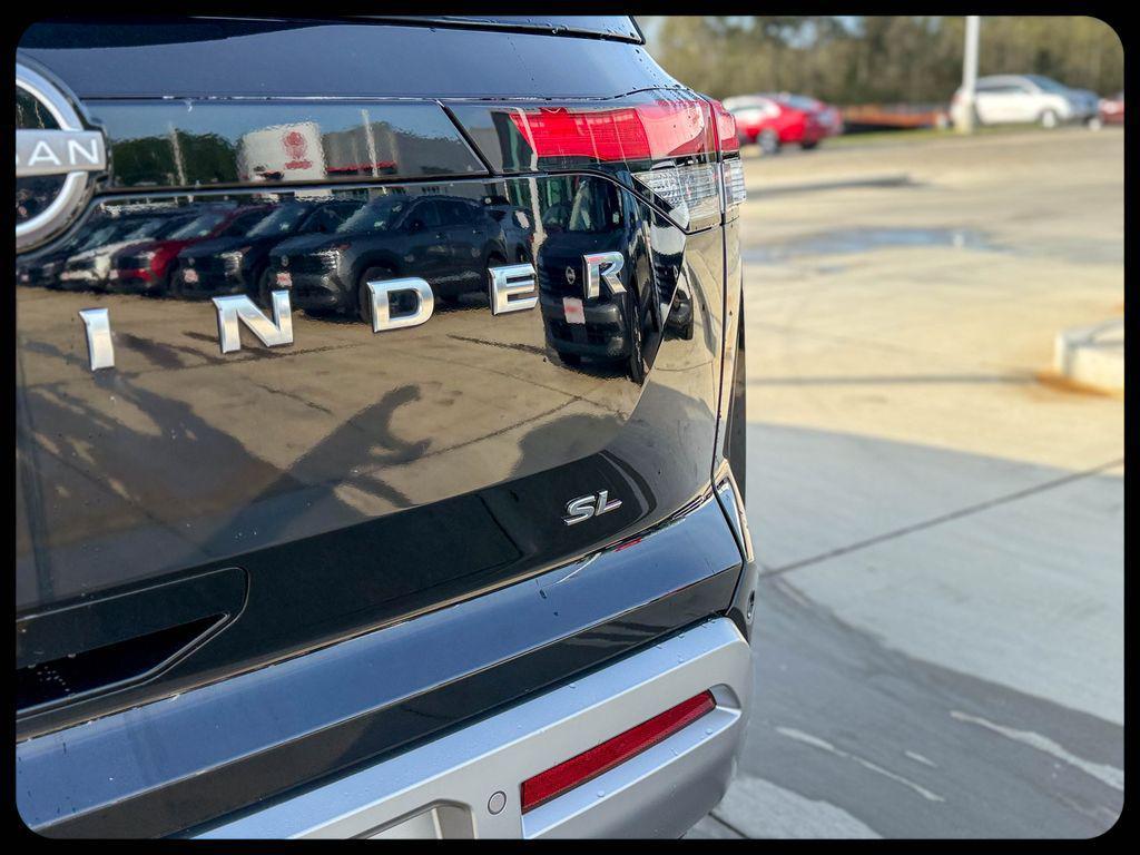 used 2022 Nissan Pathfinder car, priced at $29,301