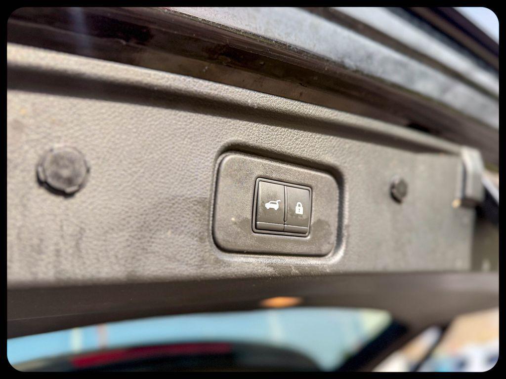 used 2022 Nissan Pathfinder car, priced at $29,301