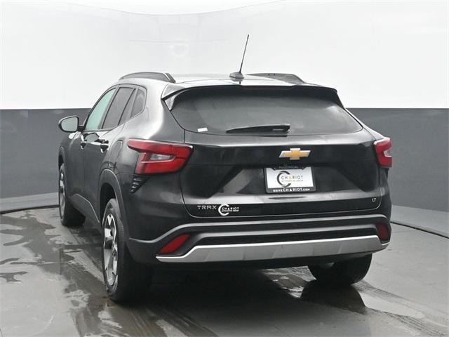 used 2024 Chevrolet Trax car, priced at $20,148