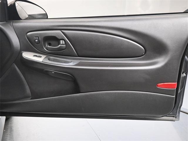 used 2006 Chevrolet Monte Carlo car, priced at $12,790