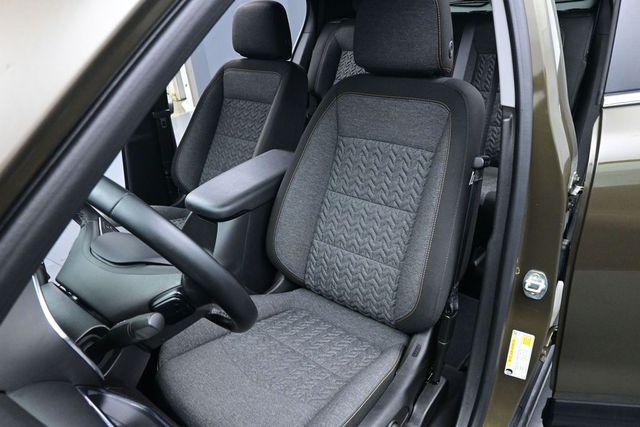 used 2023 Chevrolet Equinox car, priced at $26,989