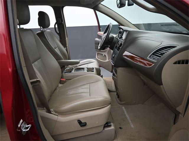 used 2014 Chrysler Town & Country car, priced at $5,935