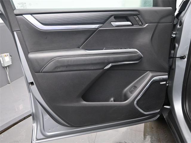 used 2025 GMC Acadia car, priced at $35,286