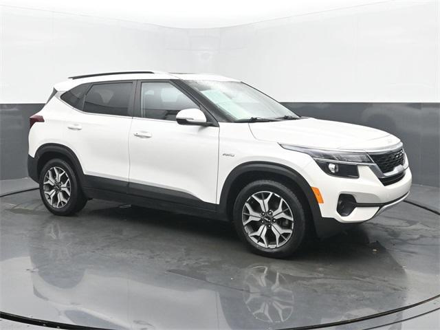 used 2022 Kia Seltos car, priced at $19,999