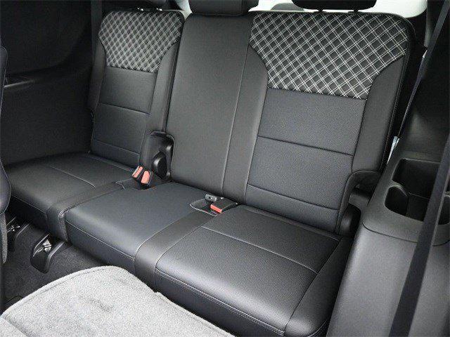 new 2025 GMC Acadia car, priced at $63,484