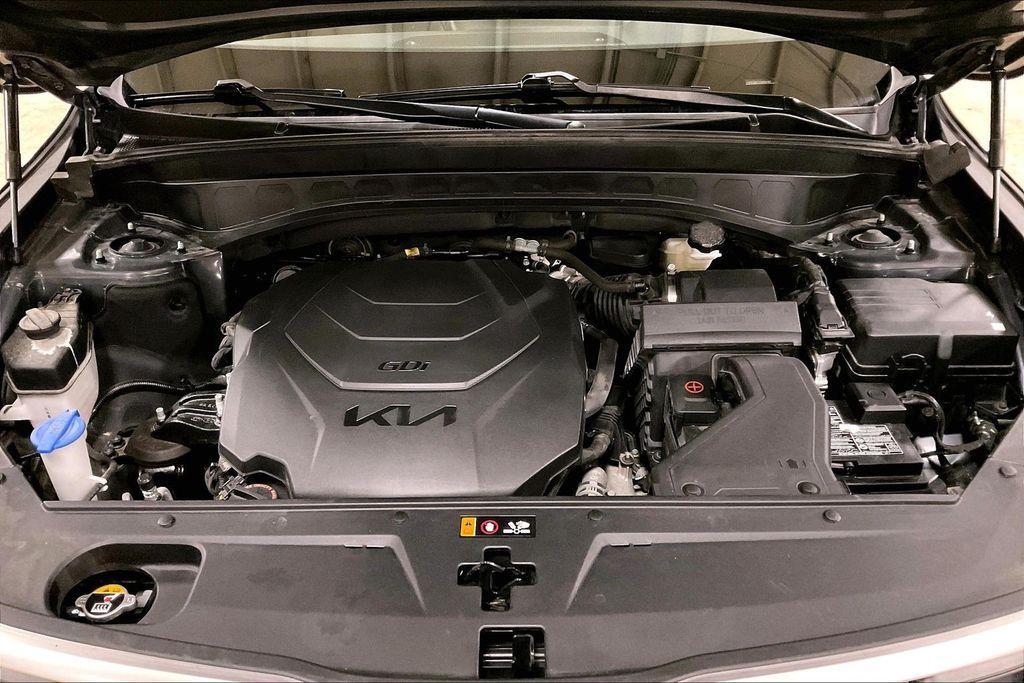used 2025 Kia Telluride car, priced at $35,175