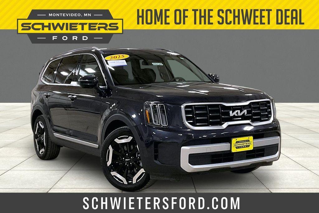 used 2025 Kia Telluride car, priced at $33,773