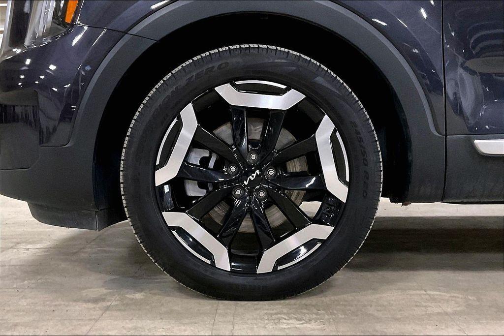 used 2025 Kia Telluride car, priced at $35,175