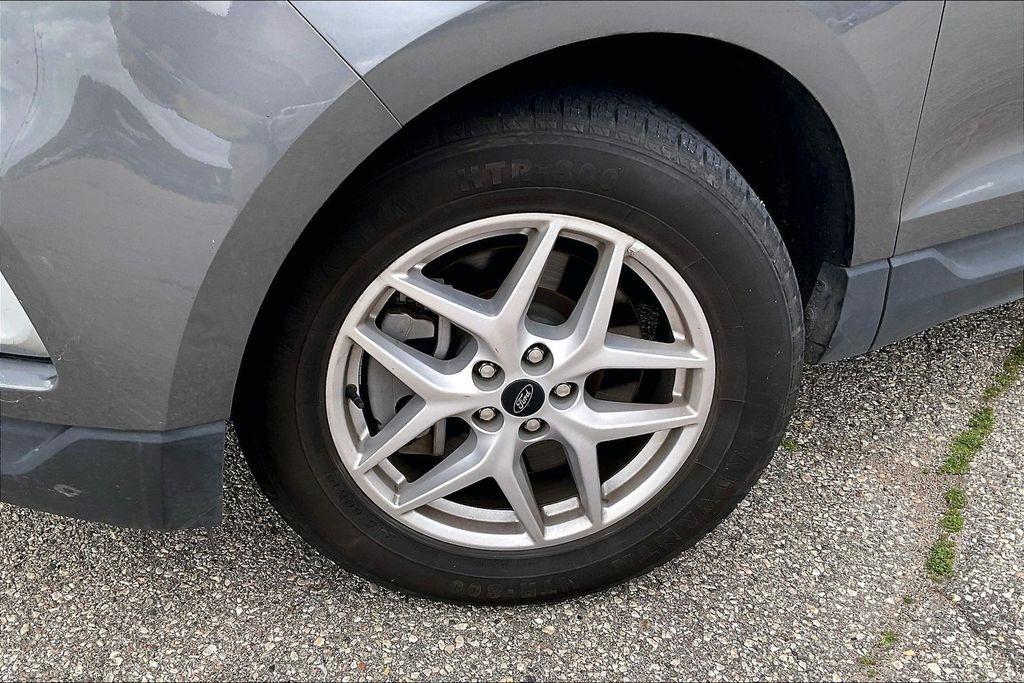 used 2024 Ford Edge car, priced at $22,848