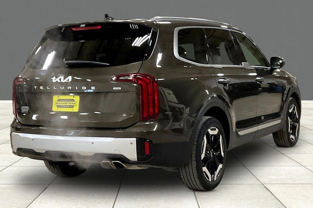 used 2025 Kia Telluride car, priced at $35,680